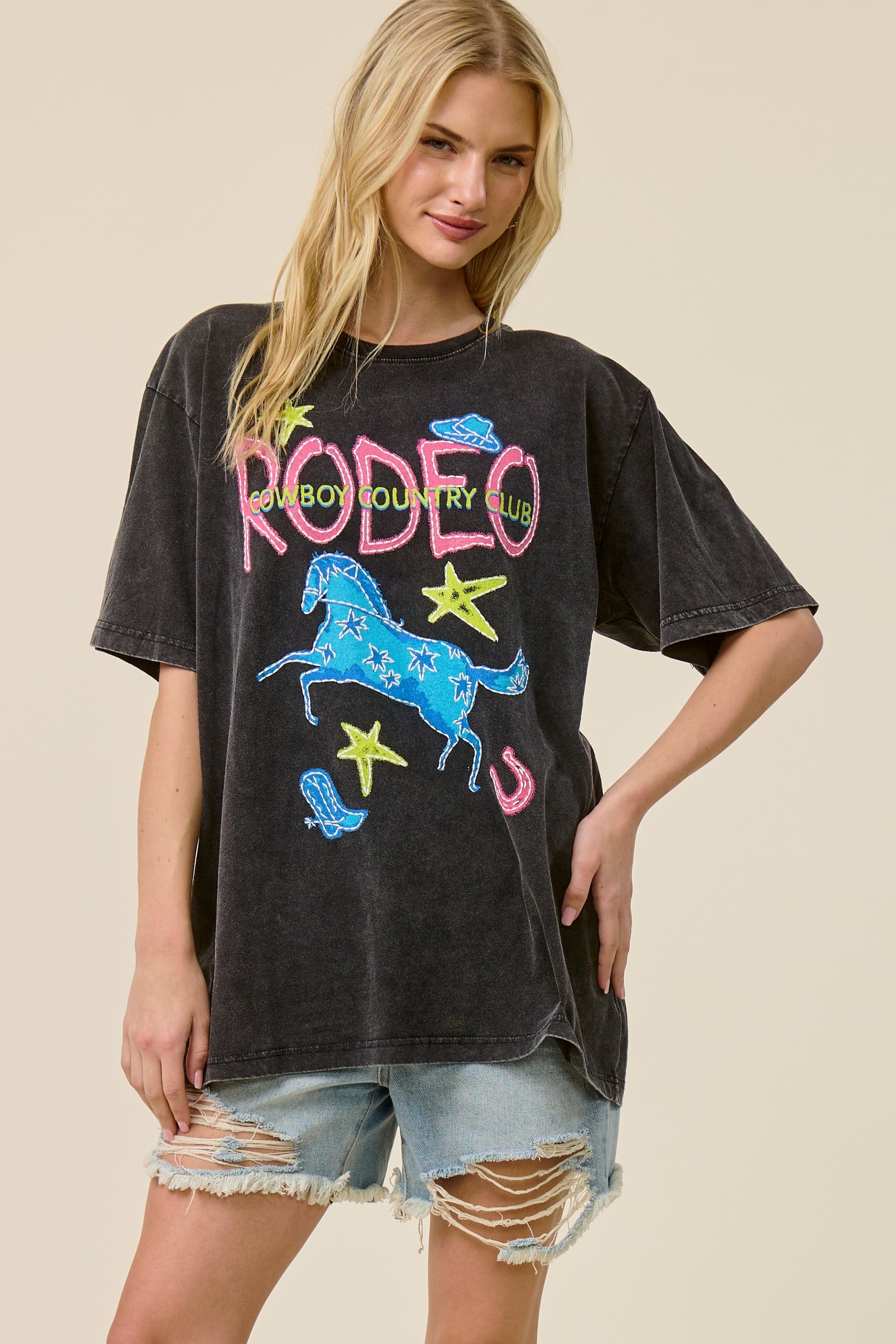 FORYERI Vintage Rodeo Graphic Oversized Tee for Women – Cowboy Country Club Print, Washed Black, Relaxed Loose Fit T-Shirt