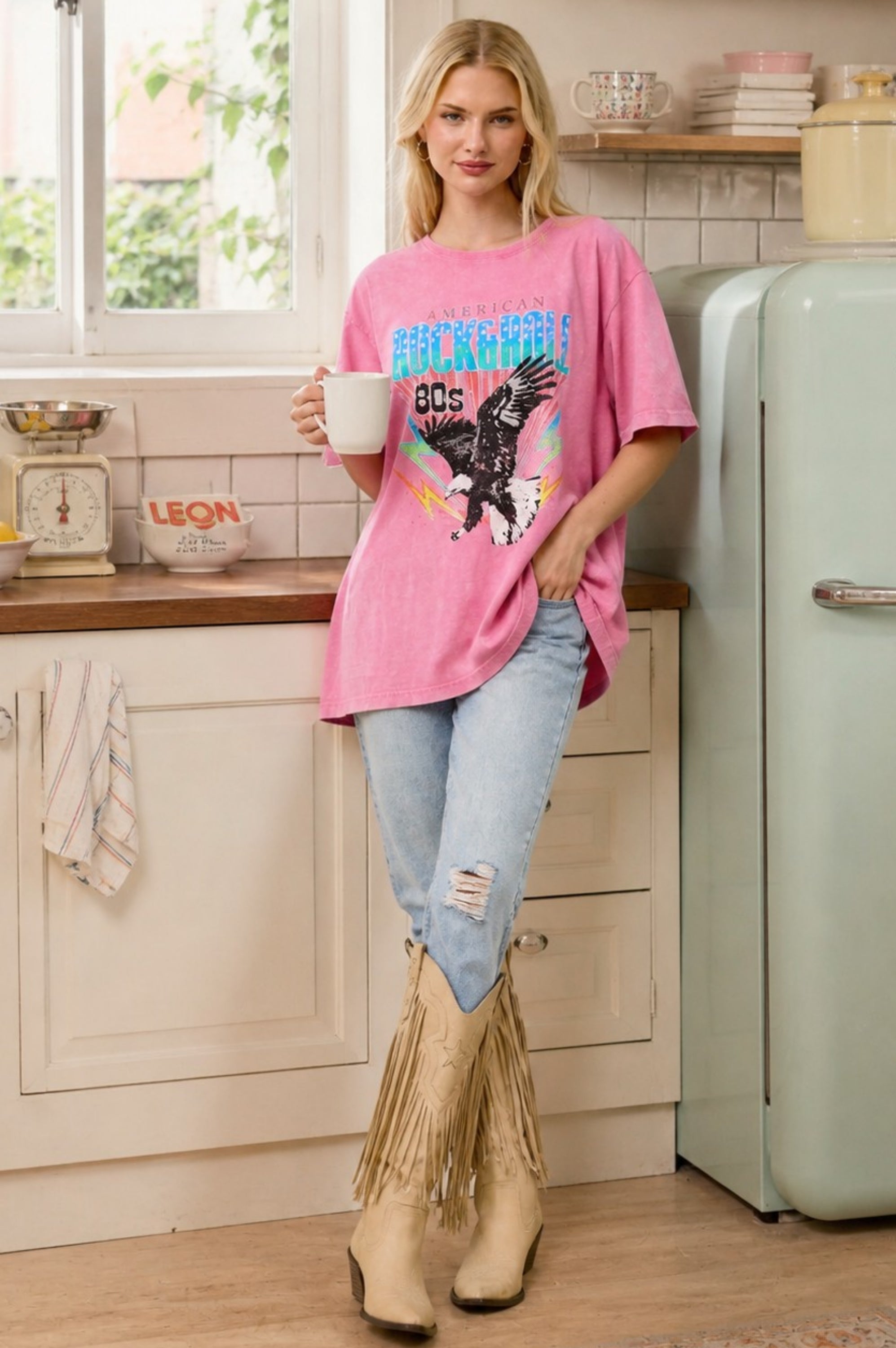 FORYERI Vintage Rock & Roll Graphic Oversized Tee for Women – American 80s Eagle Print, Washed Pink, Relaxed Loose Fit T-Shirt