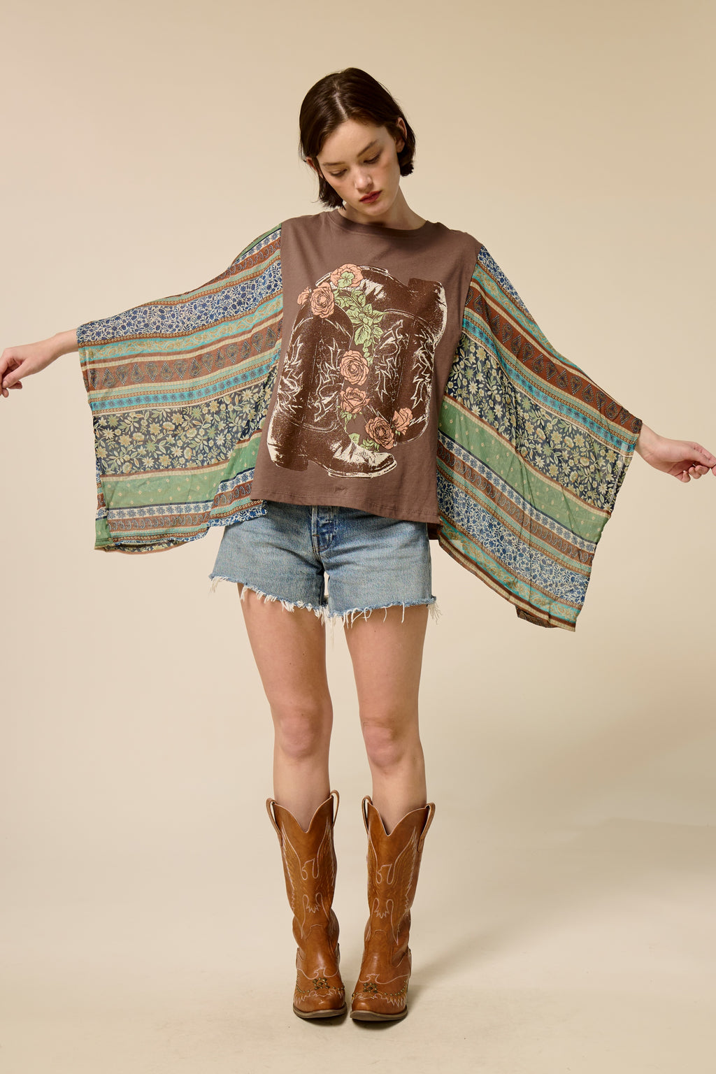 Women’s Western Graphic Patchwork Sleeve Tee – Boho Kimono Style Oversized Top