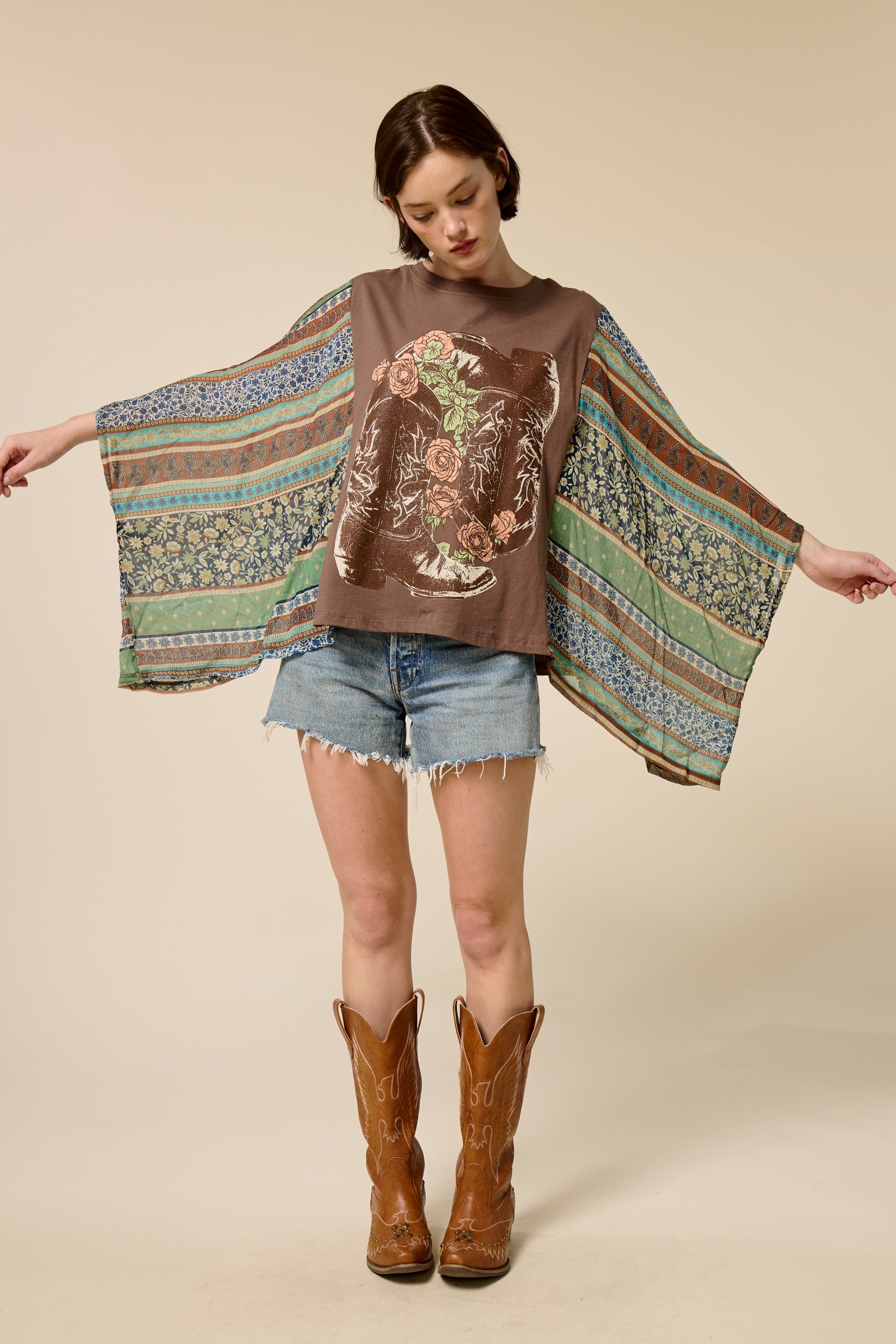 Women’s Western Graphic Patchwork Sleeve Tee – Boho Kimono Style Oversized Top