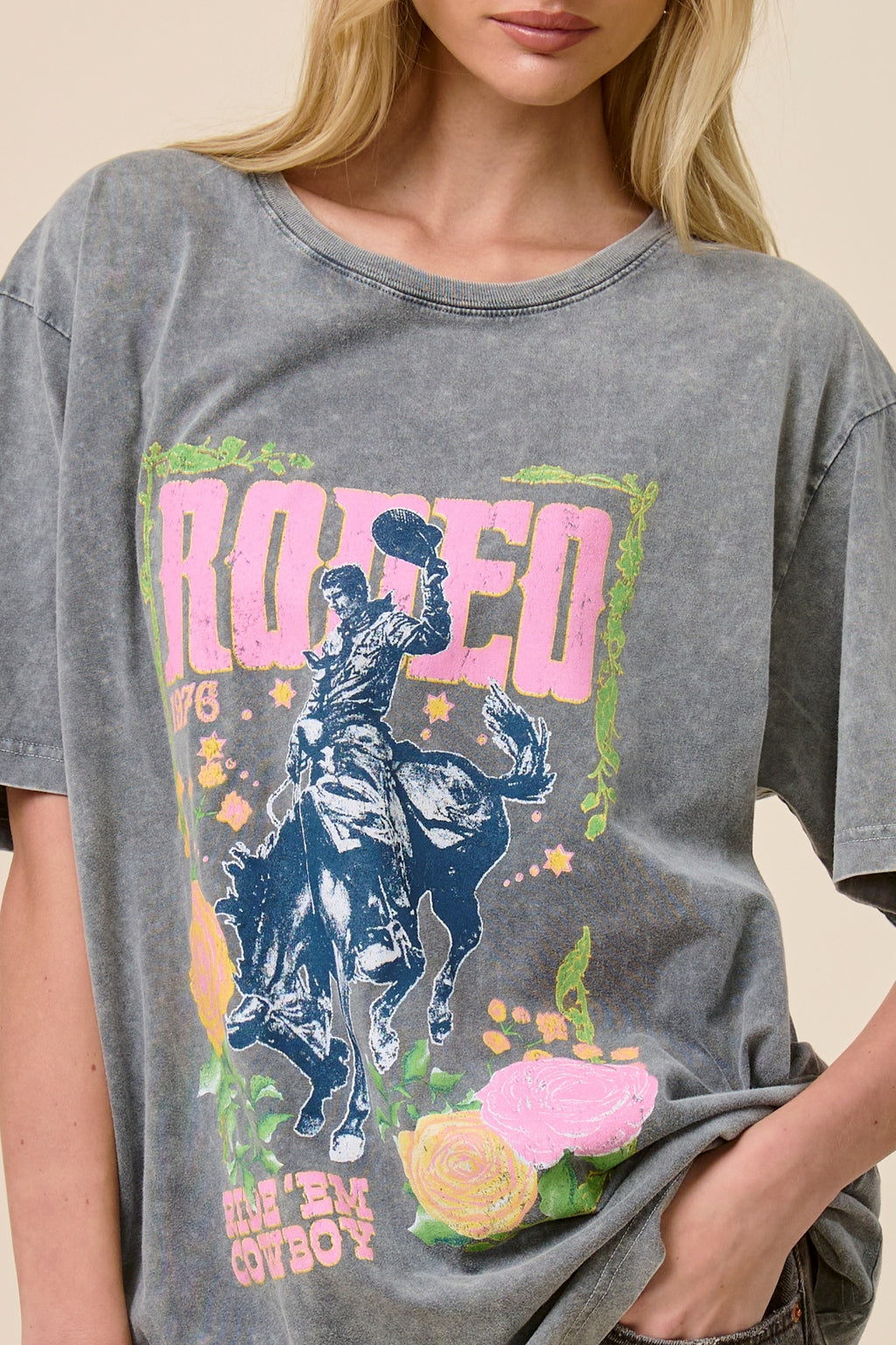 FORYERI Vintage Rodeo Graphic Tee for Women, Washed Navy Western Cowboy T-Shirt, Relaxed Fit Casual Streetwear Top
