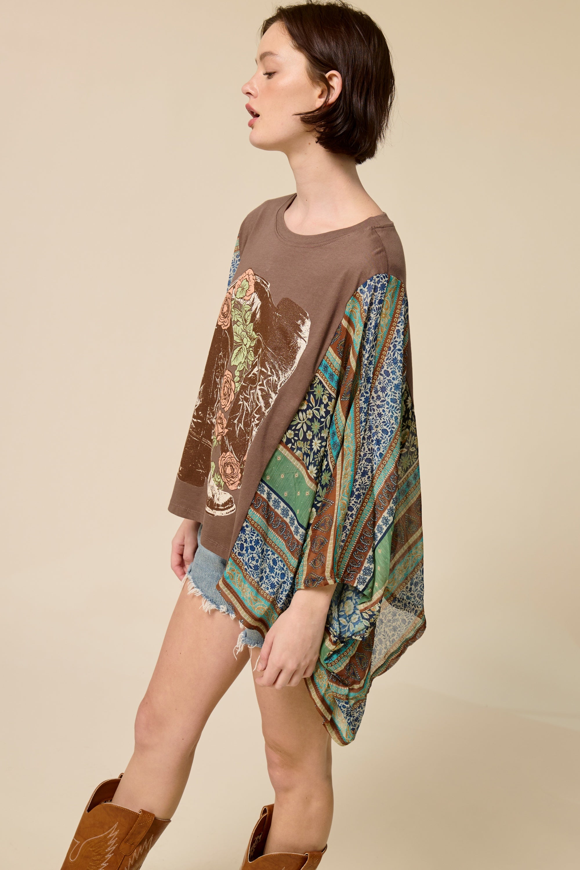 Women’s Western Graphic Patchwork Sleeve Tee – Boho Kimono Style Oversized Top