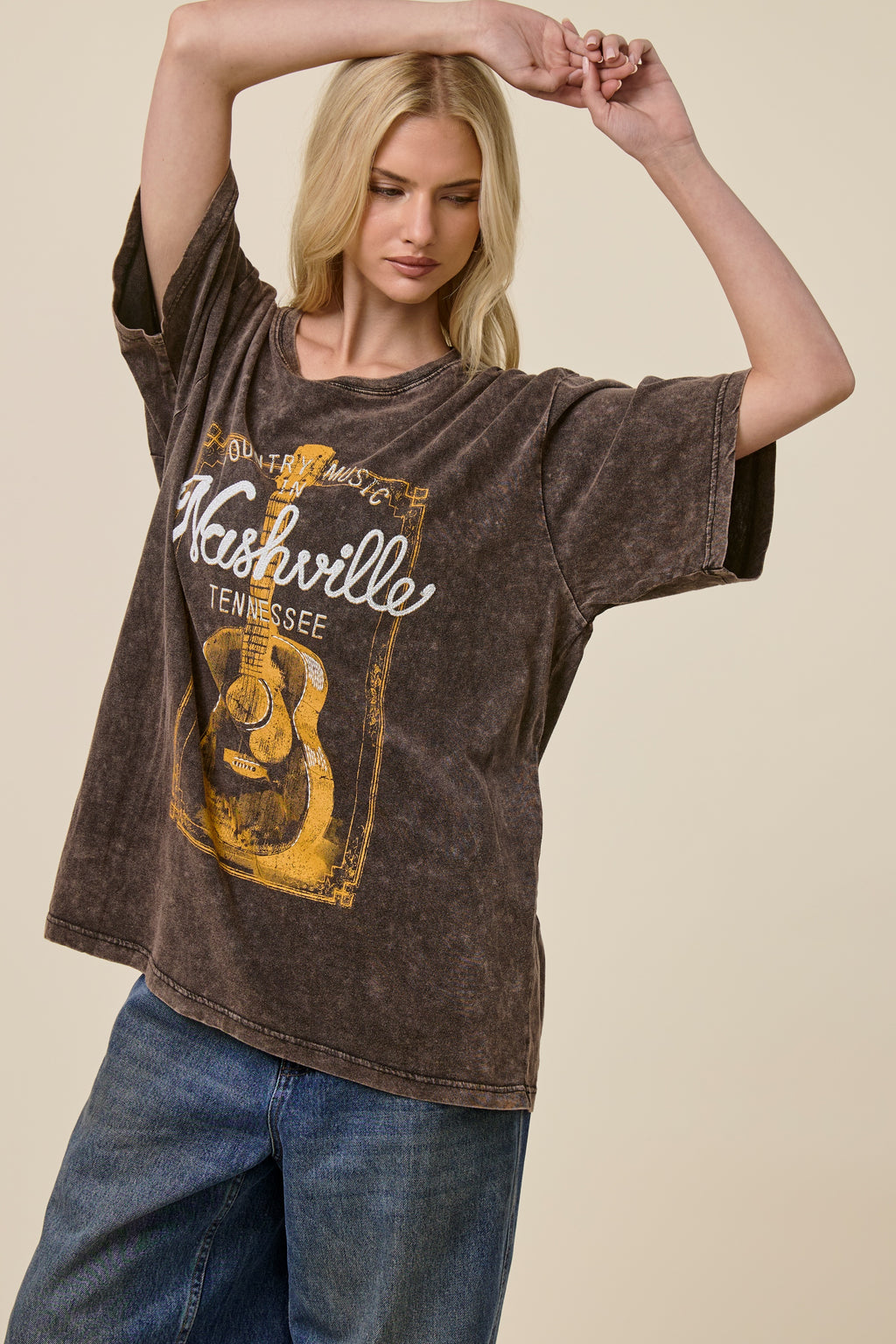 FORYERI Vintage Nashville Guitar Graphic Tee – Washed Brown Country Music Shirt, Relaxed Fit Western Style Top