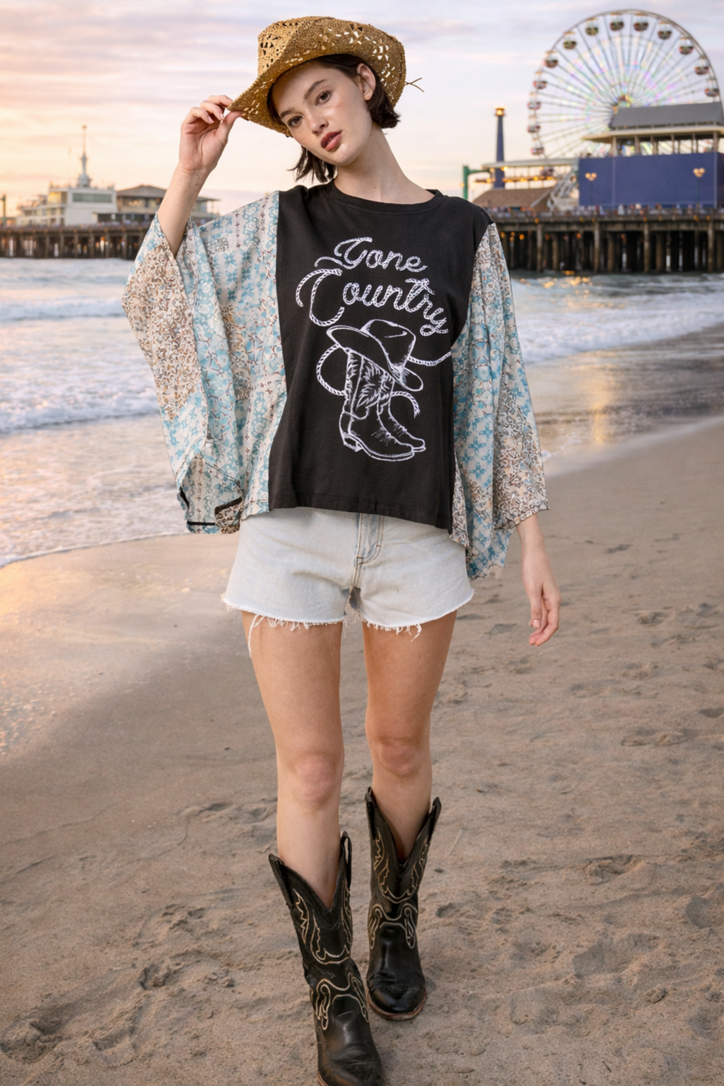 Women’s Western Graphic Patchwork Sleeve Tee – Boho Kimono Style Oversized Top