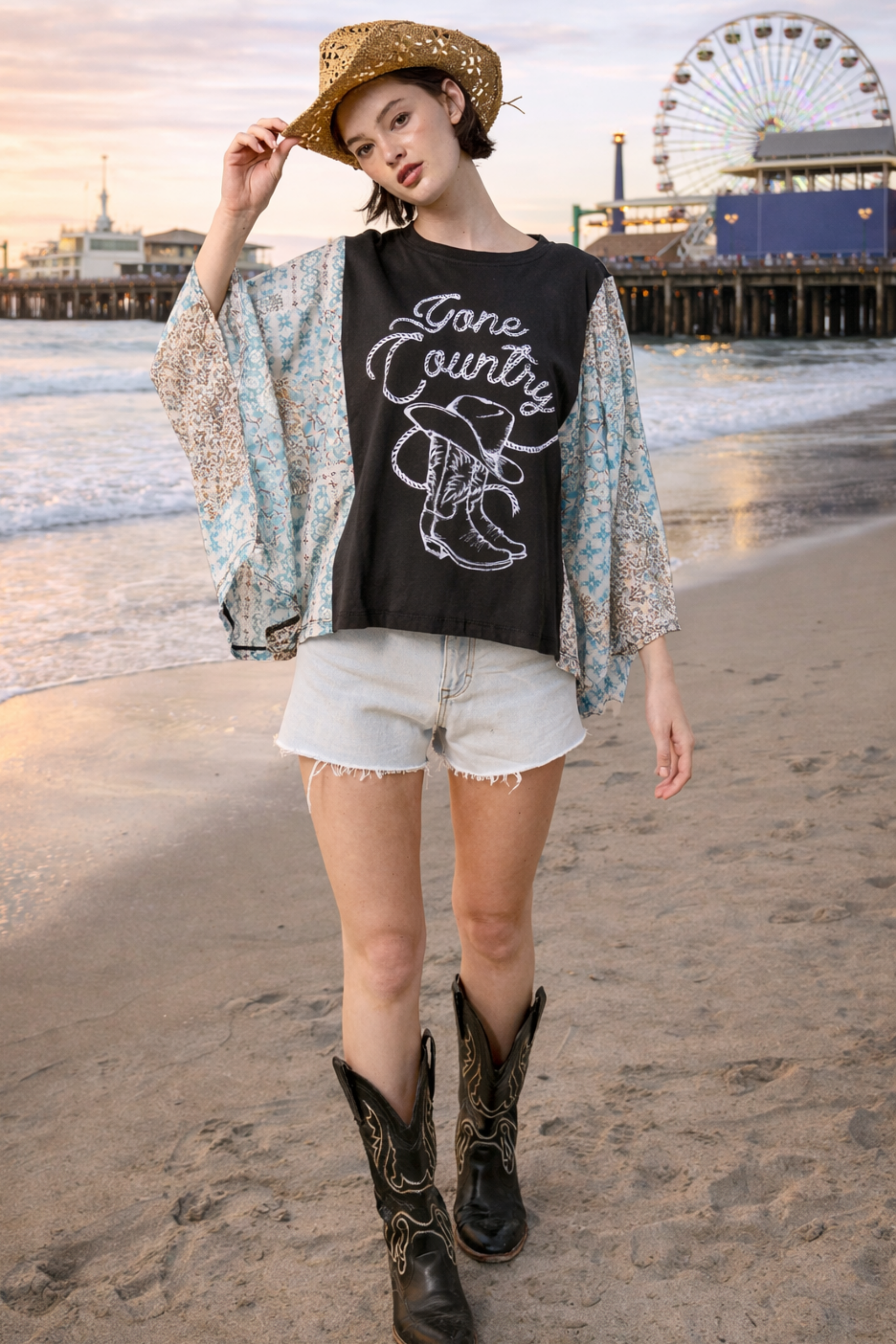 Women’s Western Graphic Patchwork Sleeve Tee – Boho Kimono Style Oversized Top