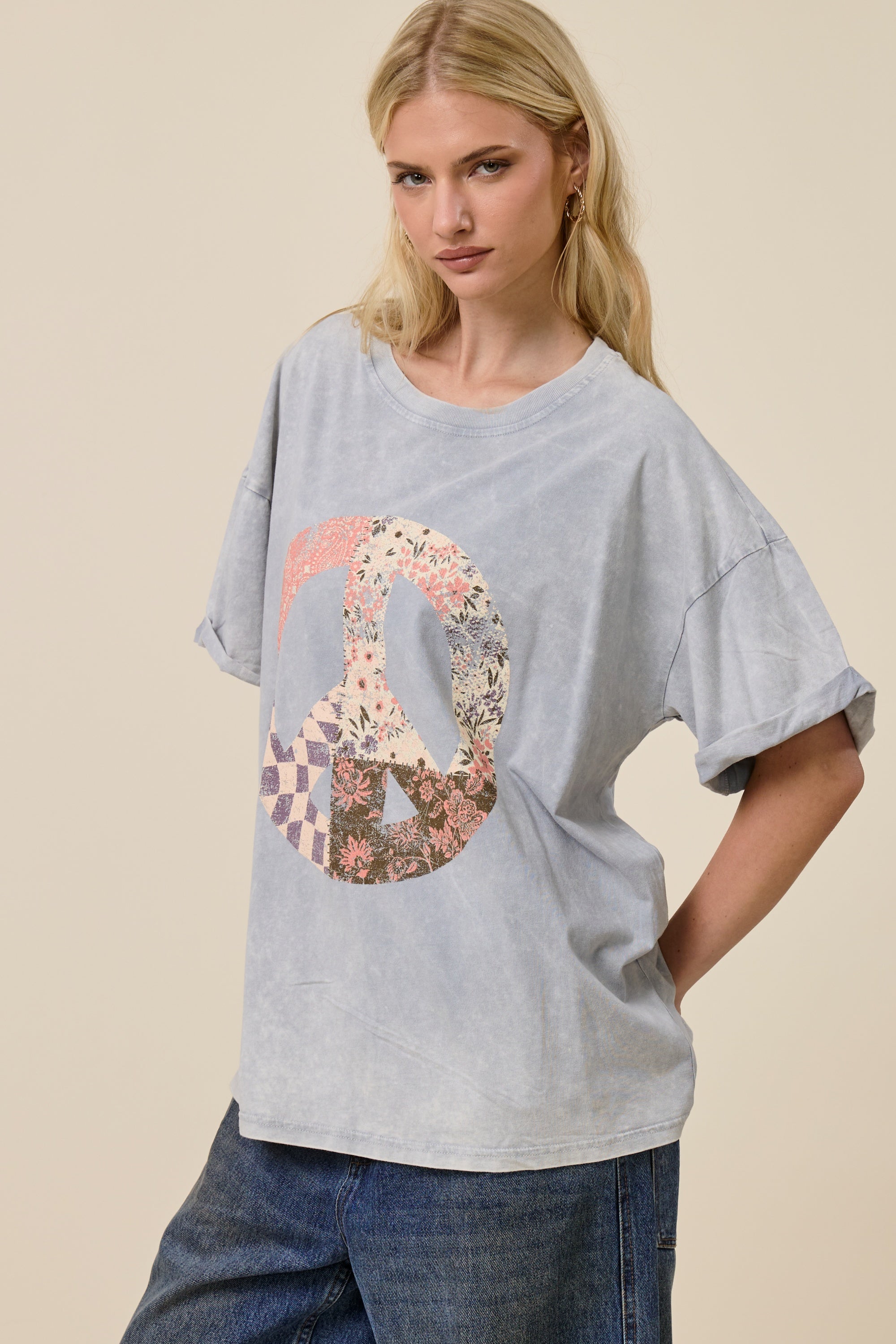 FORYERI Vintage Peace Oversized Tee – Boho Relaxed Graphic Top