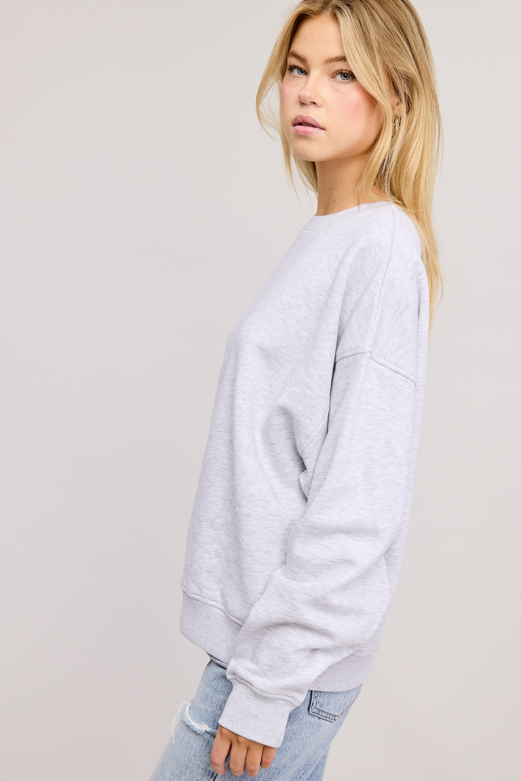 FORYERI Women’s Cool Moms Club Graphic Sweatshirt – Oversized Retro Striped Crewneck Pullover