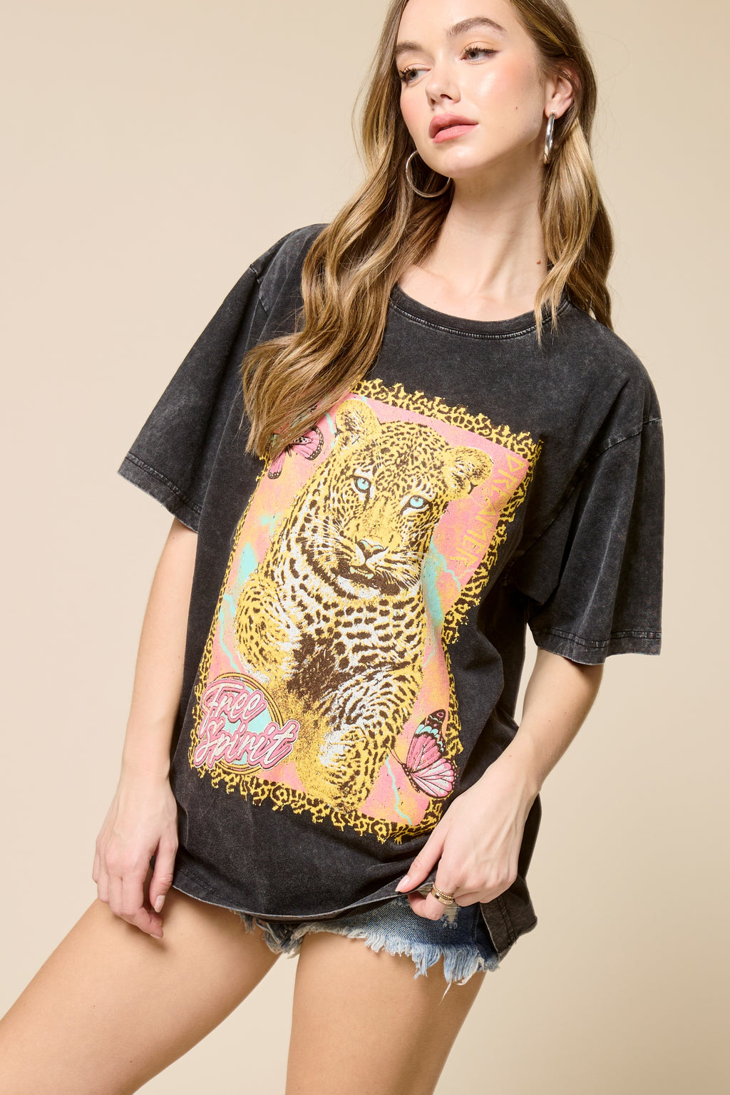 Free Spirit Leopard Graphic Tee – Vintage Wash Oversized Retro Street Style T-Shirt