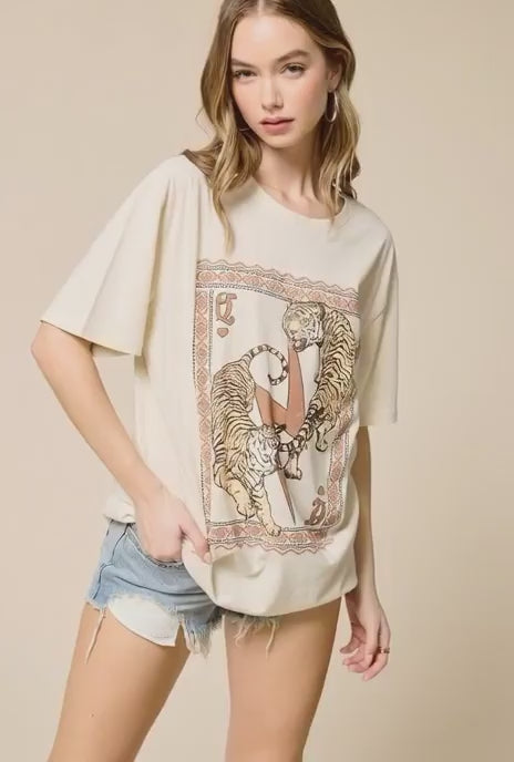 Vintage Tiger Graphic Tee – Oversized Boho Western Washed Relaxed Fit T-Shirt