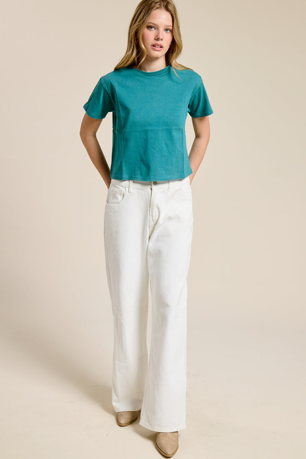 FORYERI Womens Raw Edge Crop Tee, Vintage Washed Cotton T Shirt, Grinding Detail Neck & Hem, Seamless Everyday Basic Top