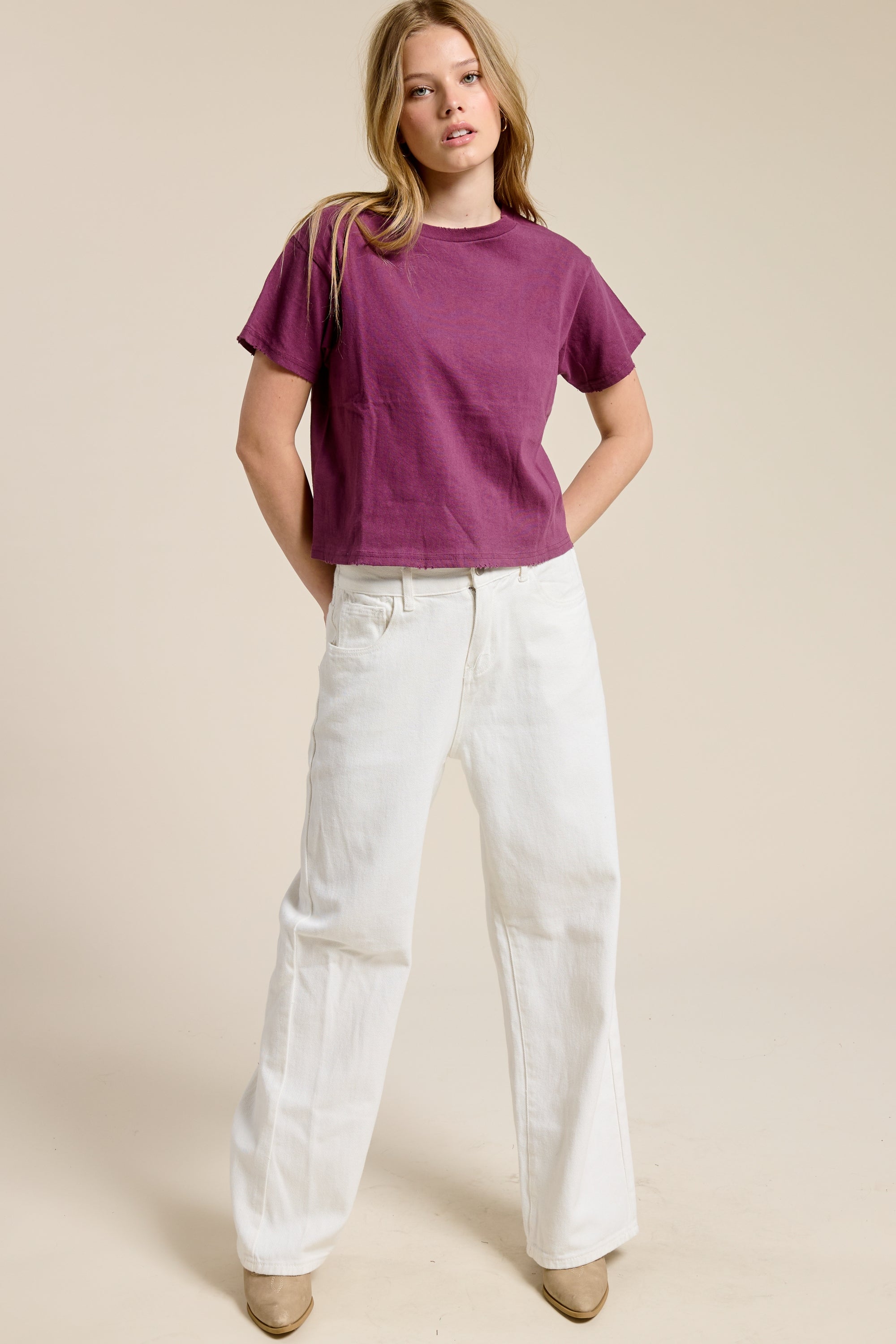 FORYERI Womens Raw Edge Crop Tee, Vintage Washed Cotton T Shirt, Grinding Detail Neck & Hem, Seamless Everyday Basic Top