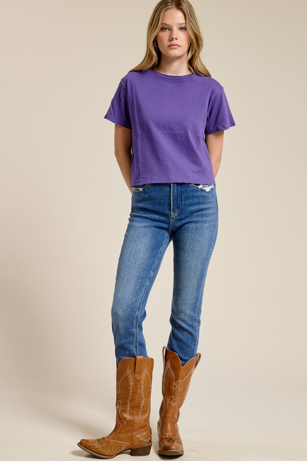 FORYERI Womens Raw Edge Crop Tee, Vintage Washed Cotton T Shirt, Grinding Detail Neck & Hem, Seamless Everyday Basic Top
