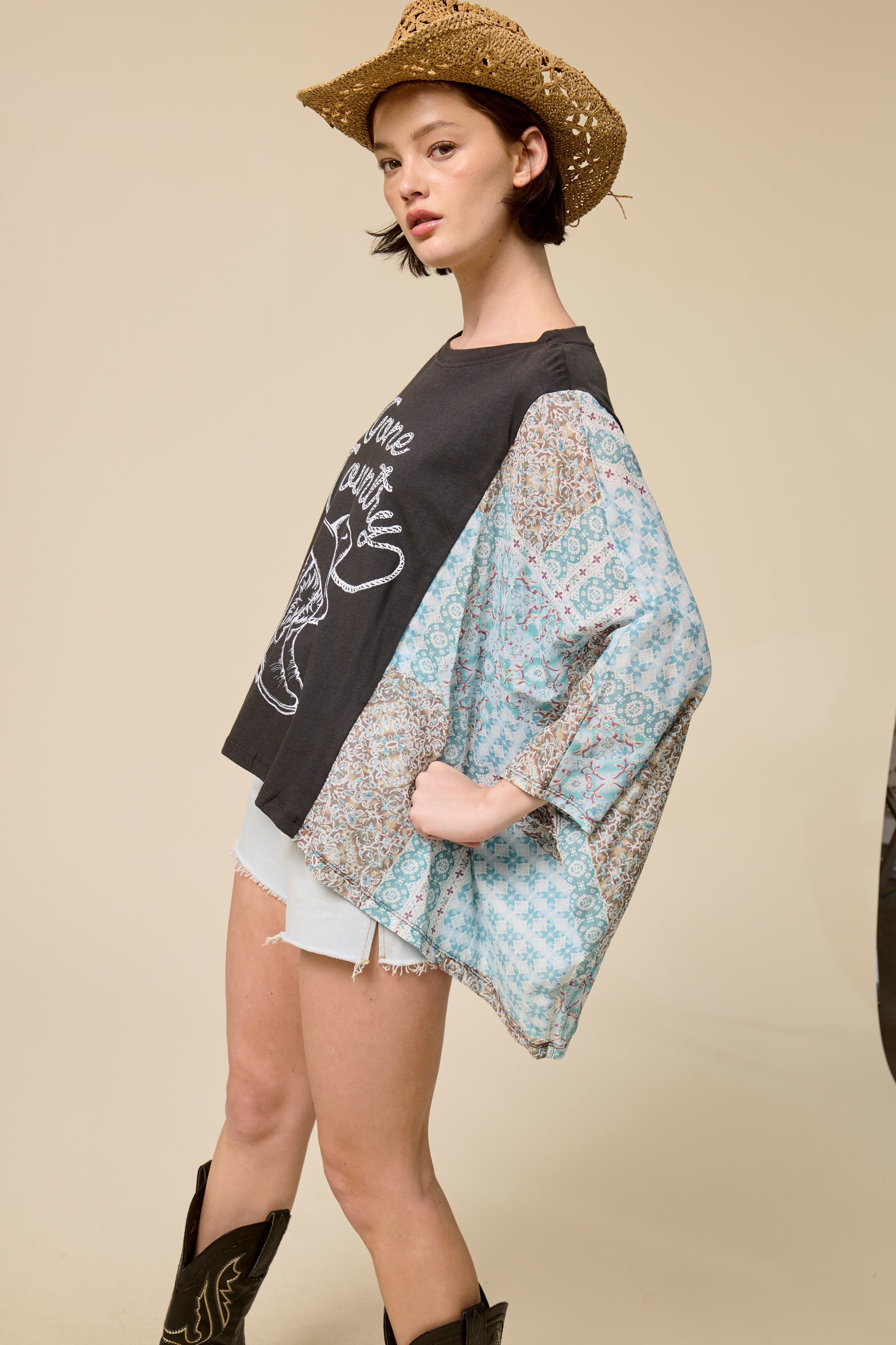 Women’s Western Graphic Patchwork Sleeve Tee – Boho Kimono Style Oversized Top